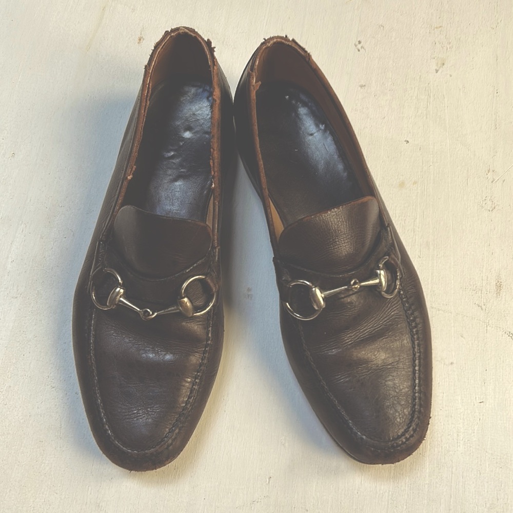 GUCCI  Classic 1953 horse bit loafers well loved. US equivalent size8